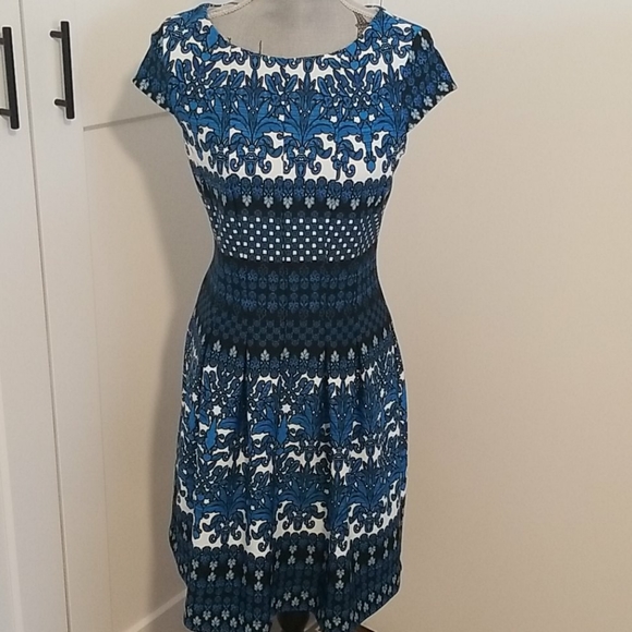 Dress Barn Dresses & Skirts - DRESS BARN DRESS